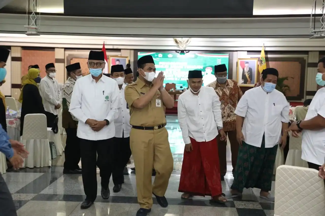 Gus Yasin Minta Jaga Kenyamanan Hati Jamaah