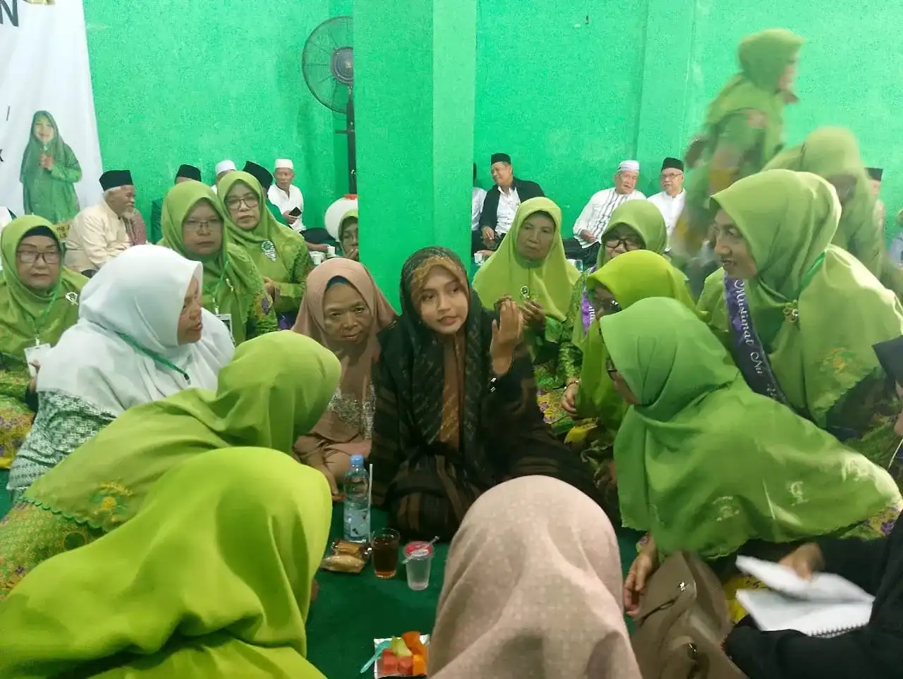Ustazah Mumpuni Bius Ribuan Nahdliyyin Ungaran Timur, Ajak Sukseskan Gerakan NU Peduli