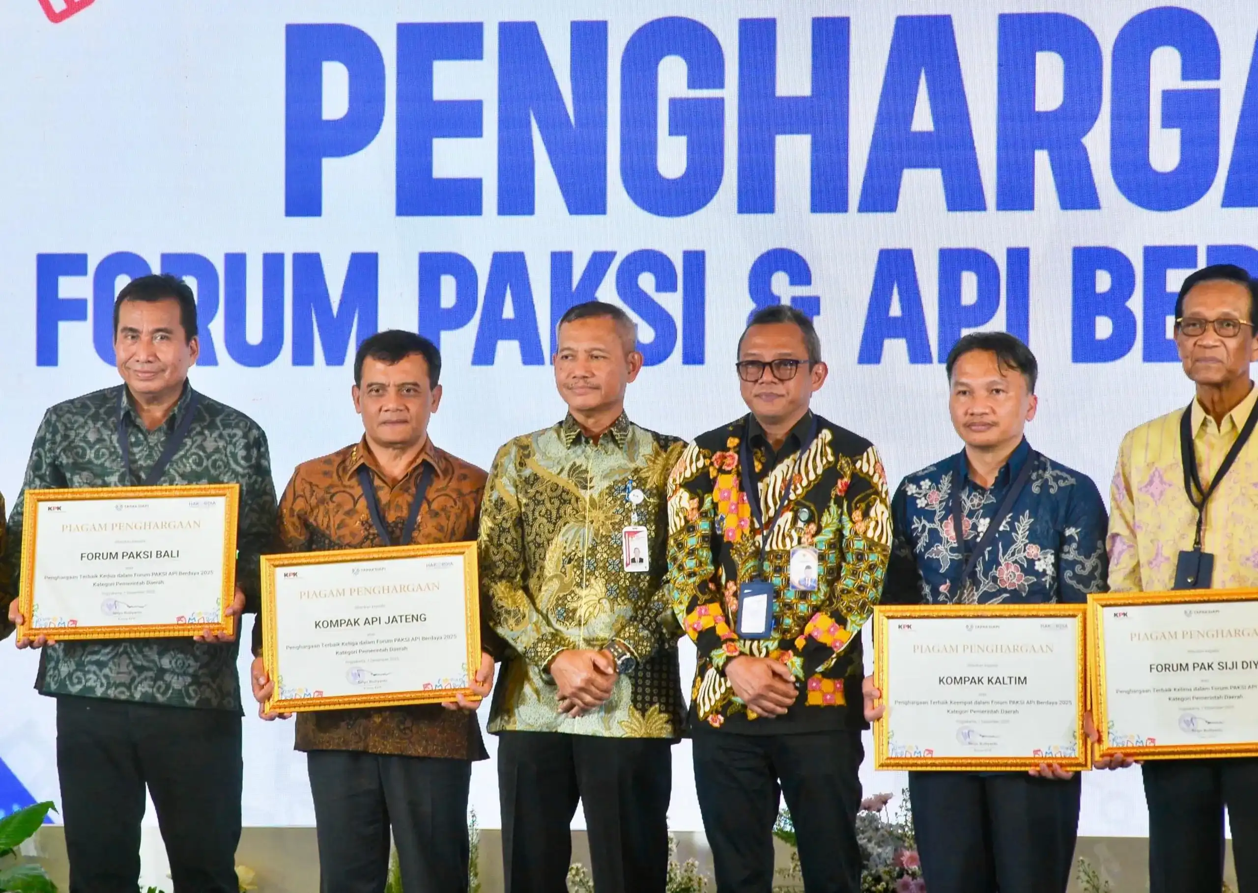 Sabet Dua Penghargaan di Hakordia 2025, Ahmad Luthfi Buktikan Komitmen Tata Kelola Bersih