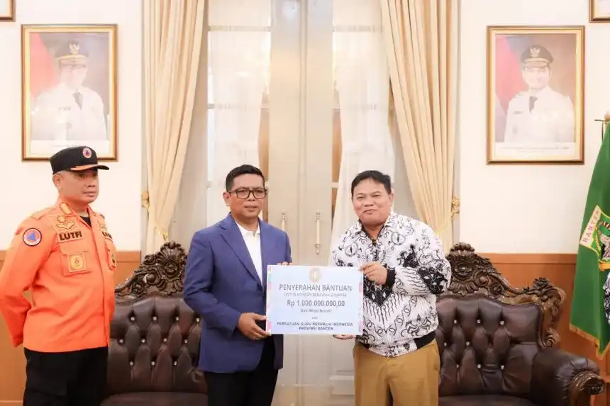 PGRI Banten Salurkan Rp1 Miliar untuk Korban Bencana Sumatra dan Aceh