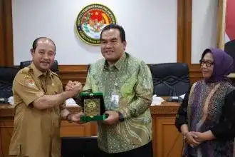 Bupati Blora Arief Rohman bersama Wakil Bupati dan jajaran OPD saat melakukan koordinasi tindak lanjut kerja sama Tridharma Perguruan Tinggi dengan IPDN di Kampus IPDN Jatinangor, Sumedang, Selasa (6/1/2026).