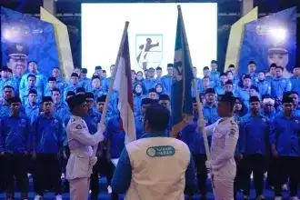 Pelantikan pengurus DPD KNPI Kabupaten Garut periode 2026–2029 di Gedung Pendopo Garut yang disaksikan Bupati dan Wakil Bupati Garut, Kamis malam (8/1/2026).