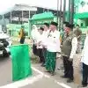 Rais Syuriah PWNU Jawa Tengah KH Ubaidillah Shadaqah menyampaikan arahan saat Apel Pelepasan Relawan NU Peduli Jateng ke Aceh di halaman Kantor PWNU Jateng, Kota Semarang, Sabtu (10/1/2026).